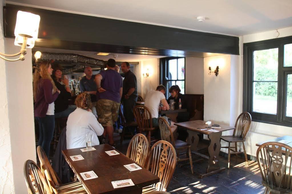 The May Garland Inn Hellingly Eksteriør billede